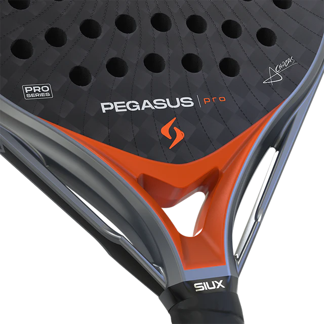 PEGASUS PRO 2026 STORM LAVA ORANGE