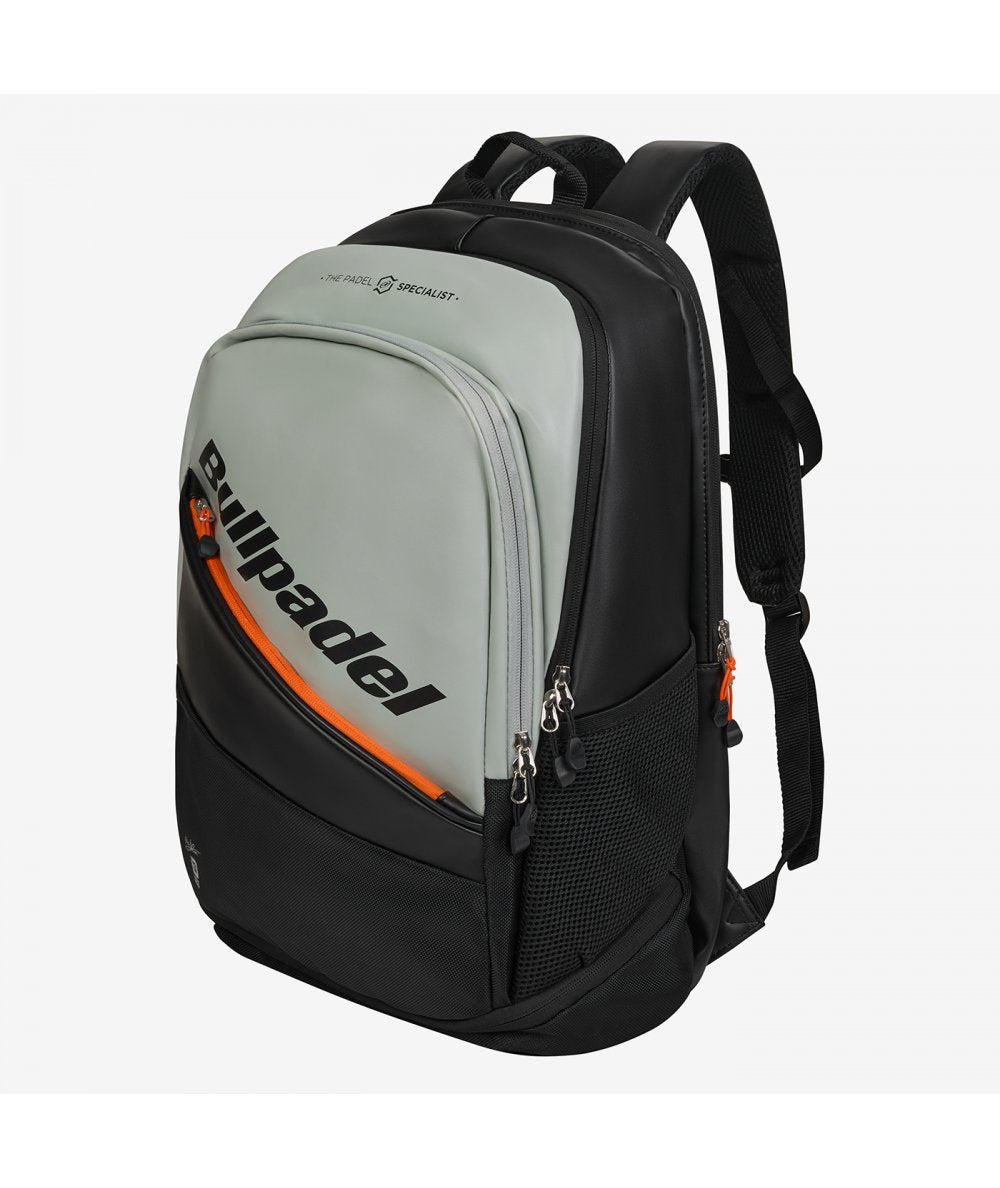 MOCHILA BULLPADEL HACK GRIS VERDOSO